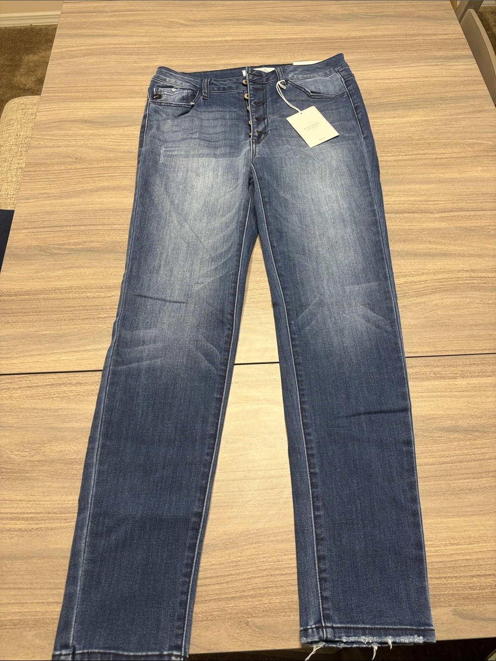 NWT KanCan Straight Leg Women’s Jeans
